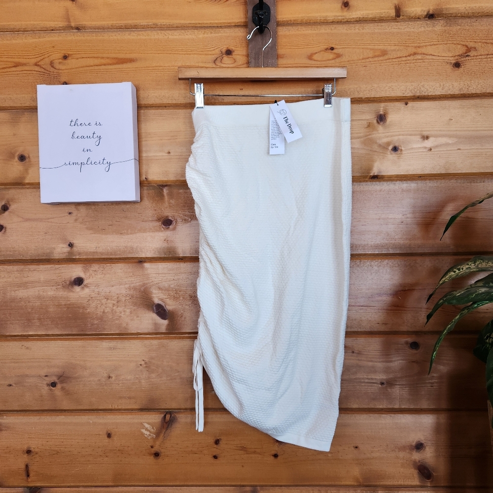 The Drop NWT Amanda Texture Stretch Ruched Midi Sweater Skirt Whisper White Sz S